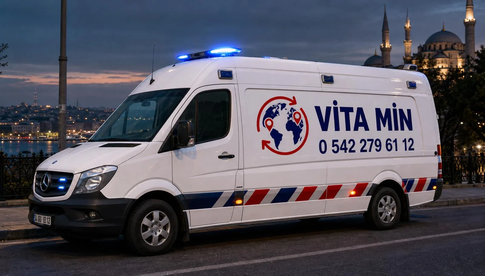 İstanbul özel ambulans - Vitamin Ambulans logolu özel ambulans aracı